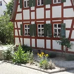 Ickelhaus 2 *